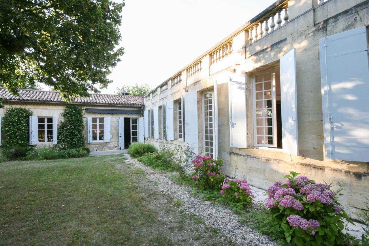 Chateau Rosemont - Grande Maison Familiale Campagne Dans Le Medoc Avec Piscine Et Tennis A 15 Mn Bordeaux Labarde Bagian luar foto
