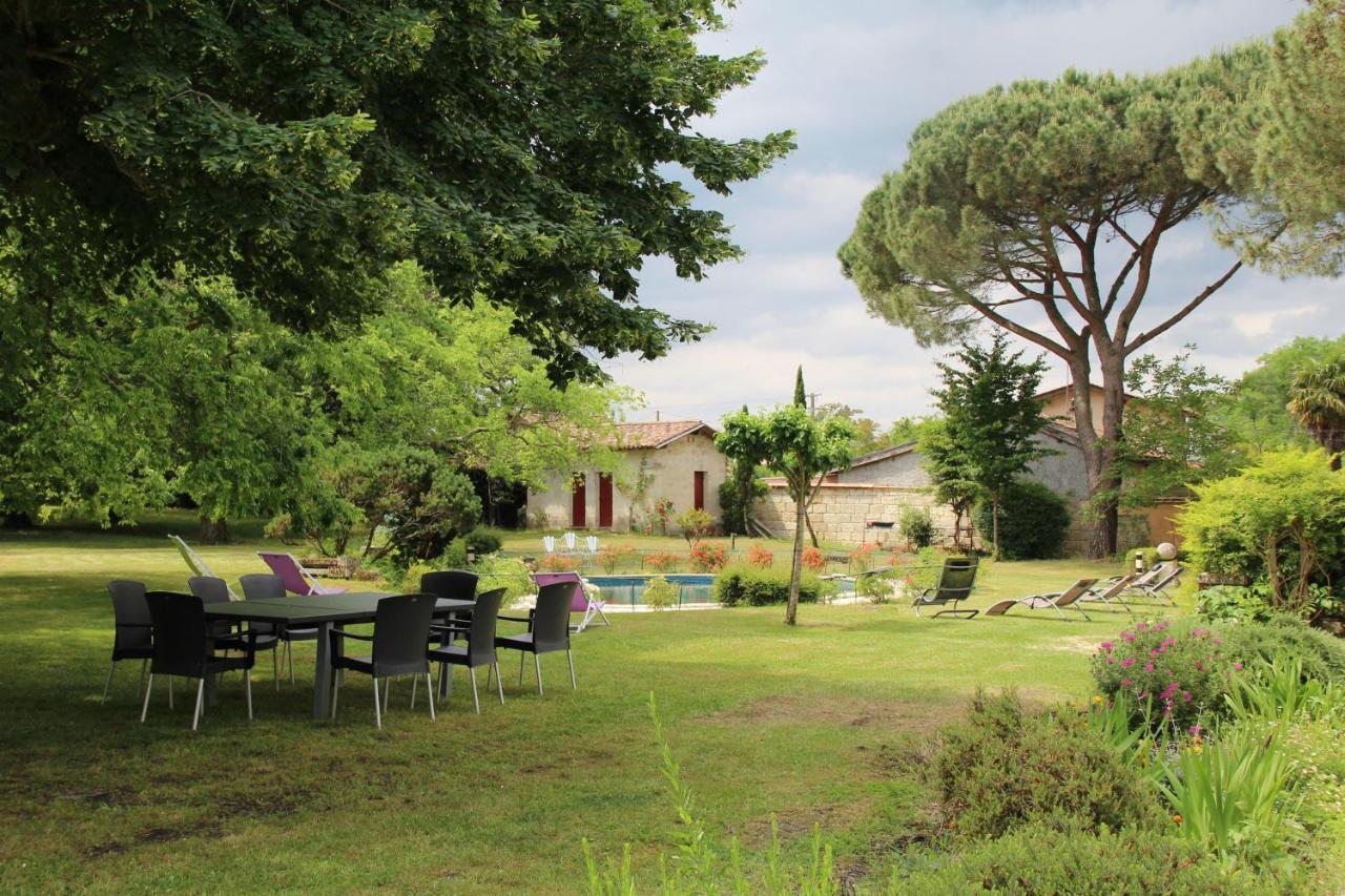 Chateau Rosemont - Grande Maison Familiale Campagne Dans Le Medoc Avec Piscine Et Tennis A 15 Mn Bordeaux Labarde Bagian luar foto