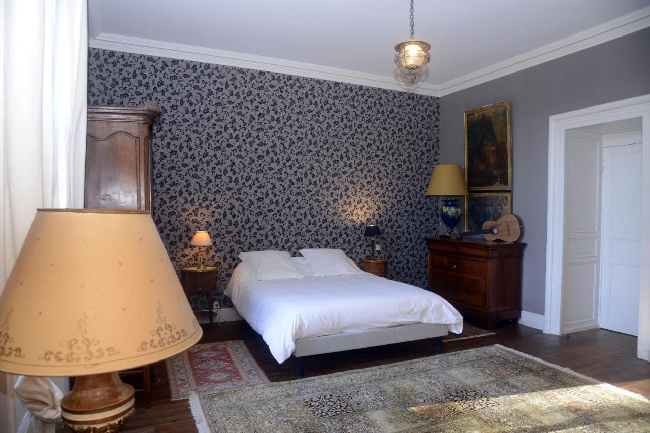 Chateau Rosemont - Grande Maison Familiale Campagne Dans Le Medoc Avec Piscine Et Tennis A 15 Mn Bordeaux Labarde Bagian luar foto