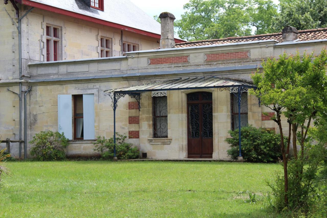 Chateau Rosemont - Grande Maison Familiale Campagne Dans Le Medoc Avec Piscine Et Tennis A 15 Mn Bordeaux Labarde Bagian luar foto